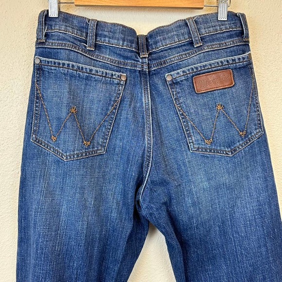 Wrangler Retro Relaxed Bootcut Blue Jeans  Men's Size 31x34 - Picture 5 of 7